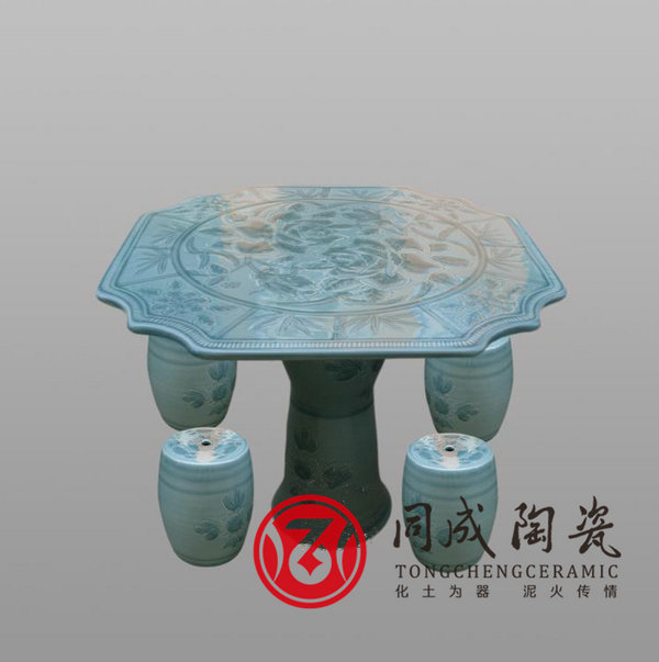 陶瓷桌椅