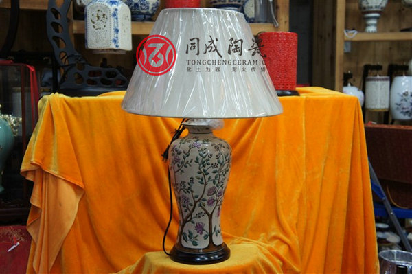 陶瓷灯